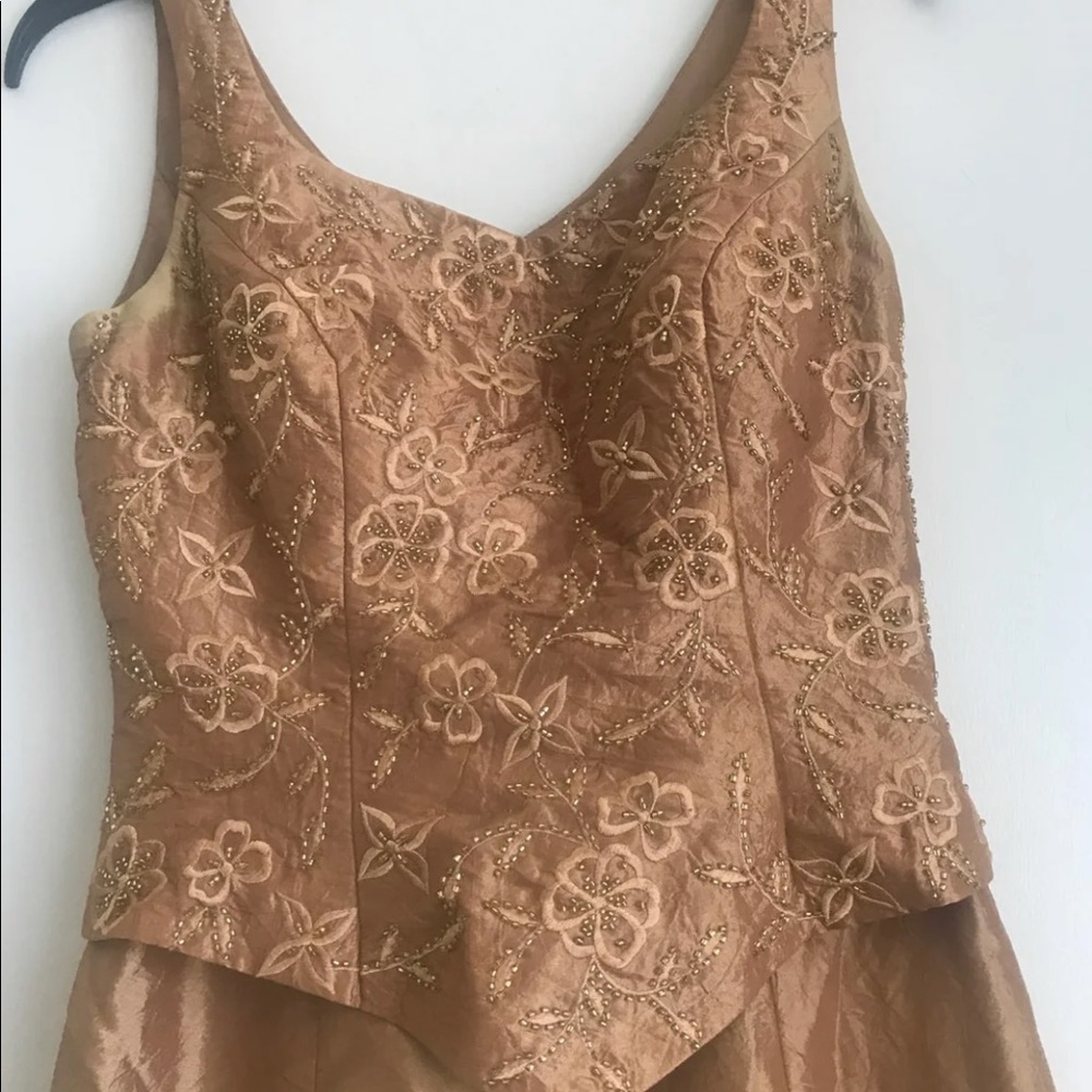 Dress - Picture 4 of 8